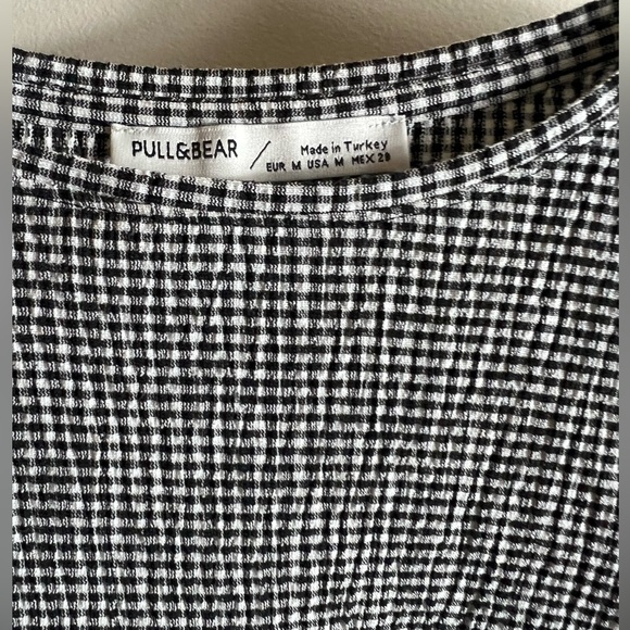 Black and white gingham top with ruffles - Picture 5 of 5